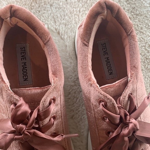 Steve Madden shoes - Picture 2 of 7